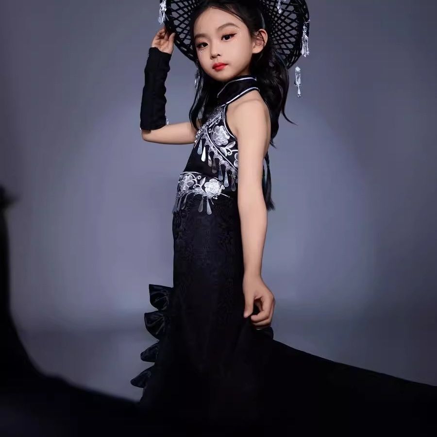 Terno infantil saia de trilha, - Ethnic Fashion Runway avaliação e preço
